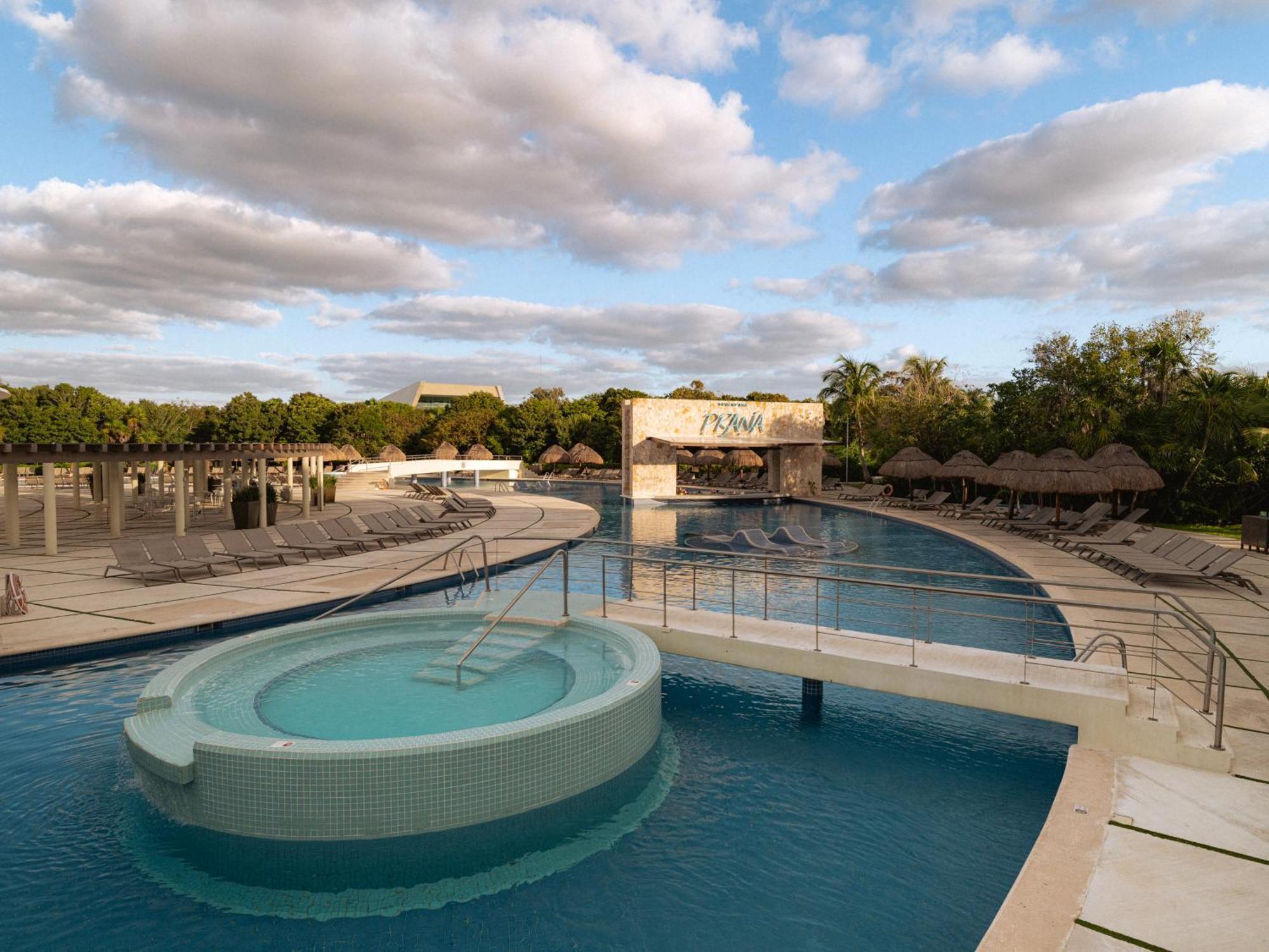 אקומל Grand Sirenis Riviera Maya Resort & Spa All Inclusive מראה חיצוני תמונה